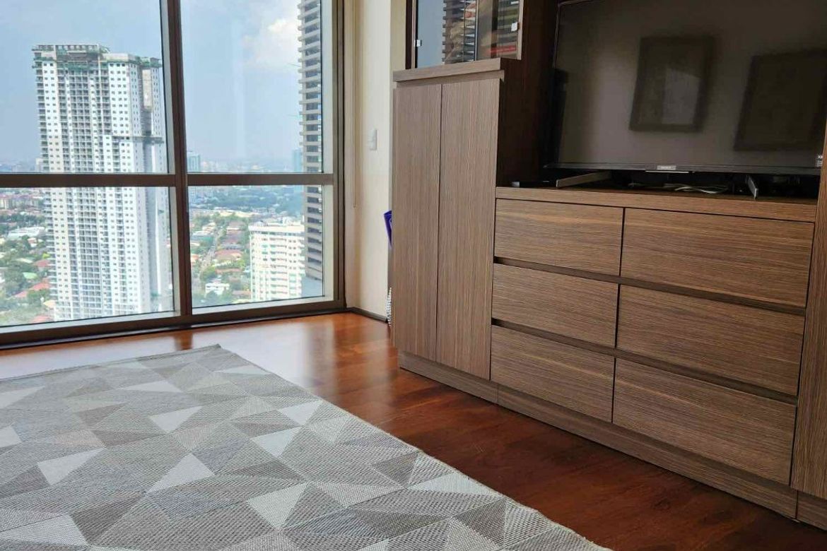 2 Bedroom Condo for Sale in Greenhills, San Juan, Metro Manila near MRT-3 Santolan – photo 4