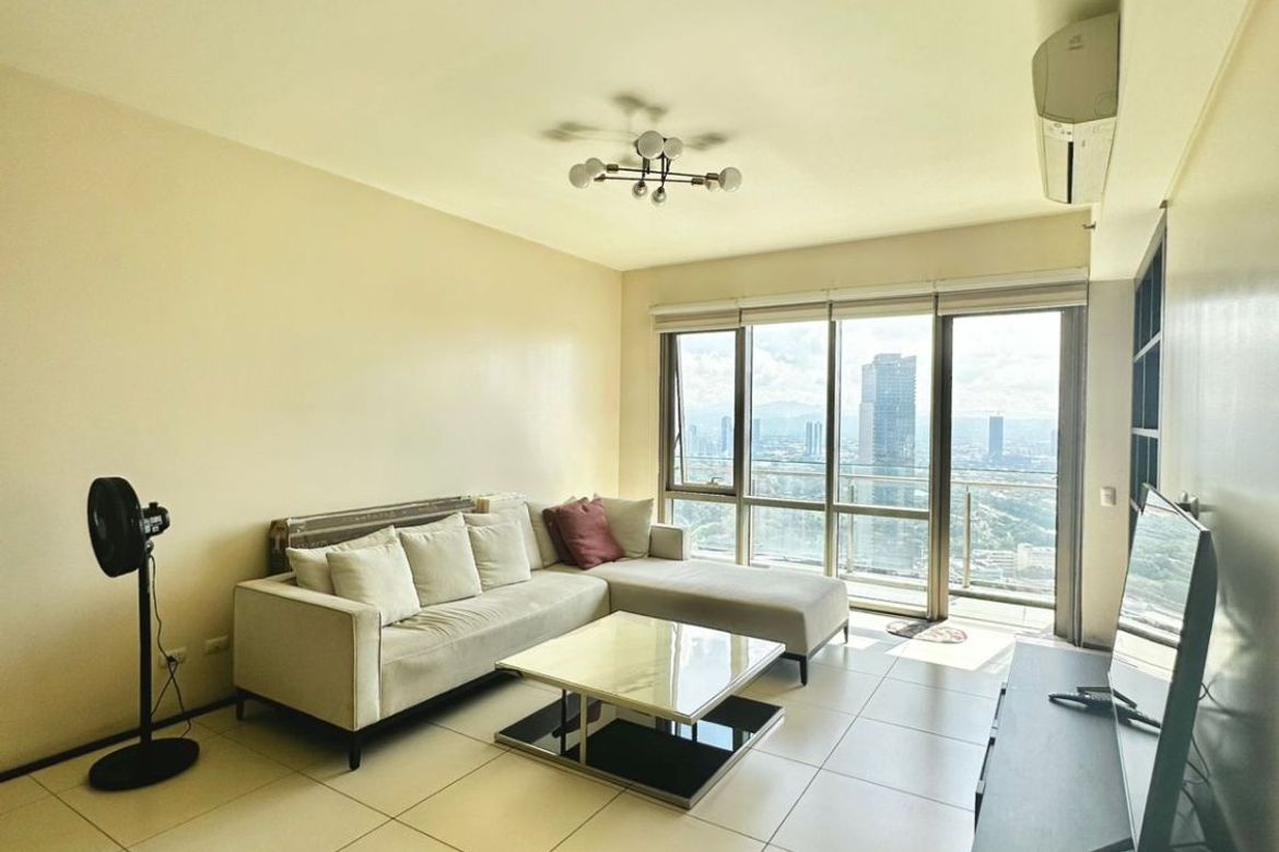2 Bedroom Condo for Sale in Greenhills, San Juan, Metro Manila near MRT-3 Santolan – photo 5