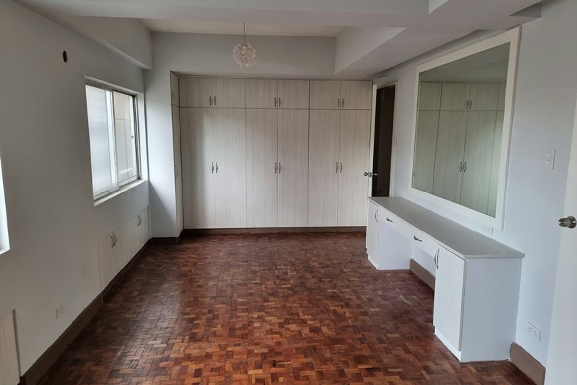 2 Bedroom Condo for Sale in Greenhills, San Juan, Metro Manila near MRT-3 Santolan