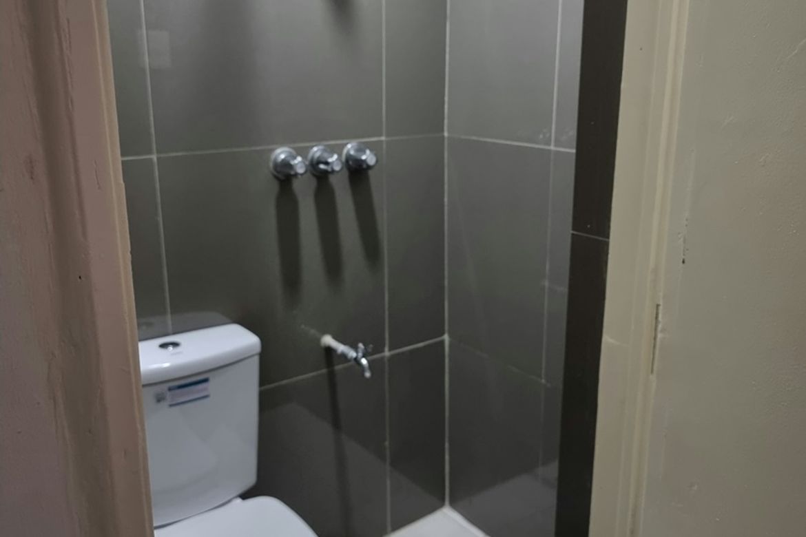 2 Bedroom Condo for Sale in Greenhills, San Juan, Metro Manila near MRT-3 Santolan – photo 7