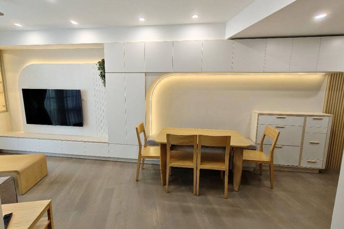 2 Bedroom Condo for Sale in Guadalupe Viejo, Makati City near MRT-3 Guadalupe