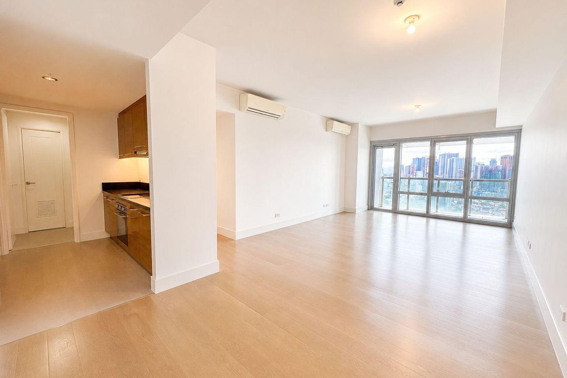 2 Bedroom Condo for Sale in Joya Lofts and Towers, Guadalupe Viejo, Makati City near MRT-3 Guadalupe