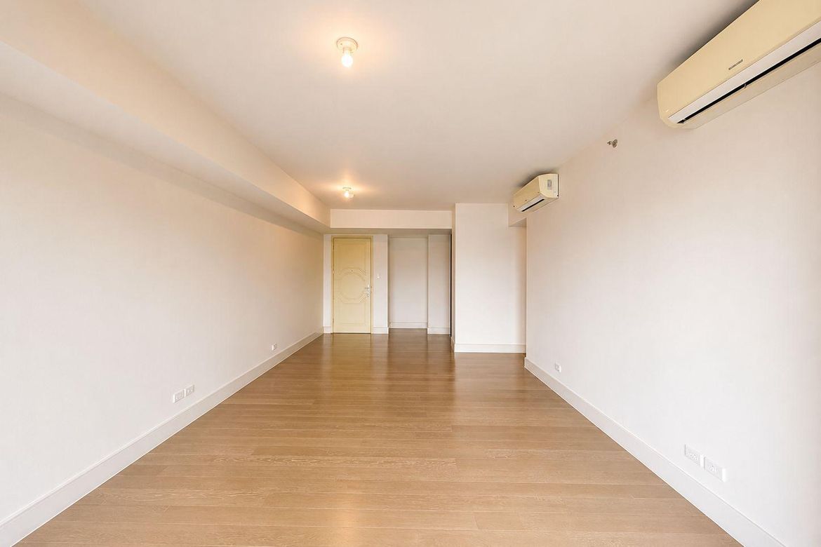 2 Bedroom Condo for Sale in Joya Lofts and Towers, Guadalupe Viejo, Makati City near MRT-3 Guadalupe – photo 14