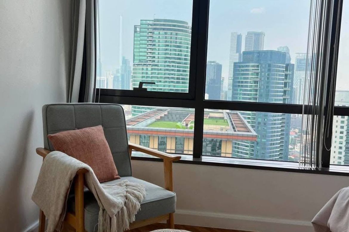 2 Bedroom Condo for Sale in Joya Lofts and Towers, Rockwell, Makati City near MRT-3 Guadalupe – photo 3