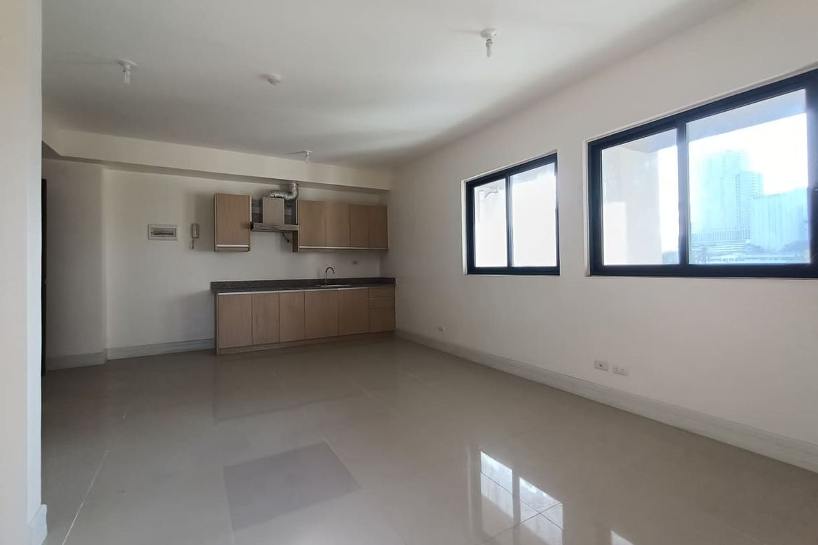 2 Bedroom Condo for Sale in Kasambagan, Cebu City, Cebu – photo 4