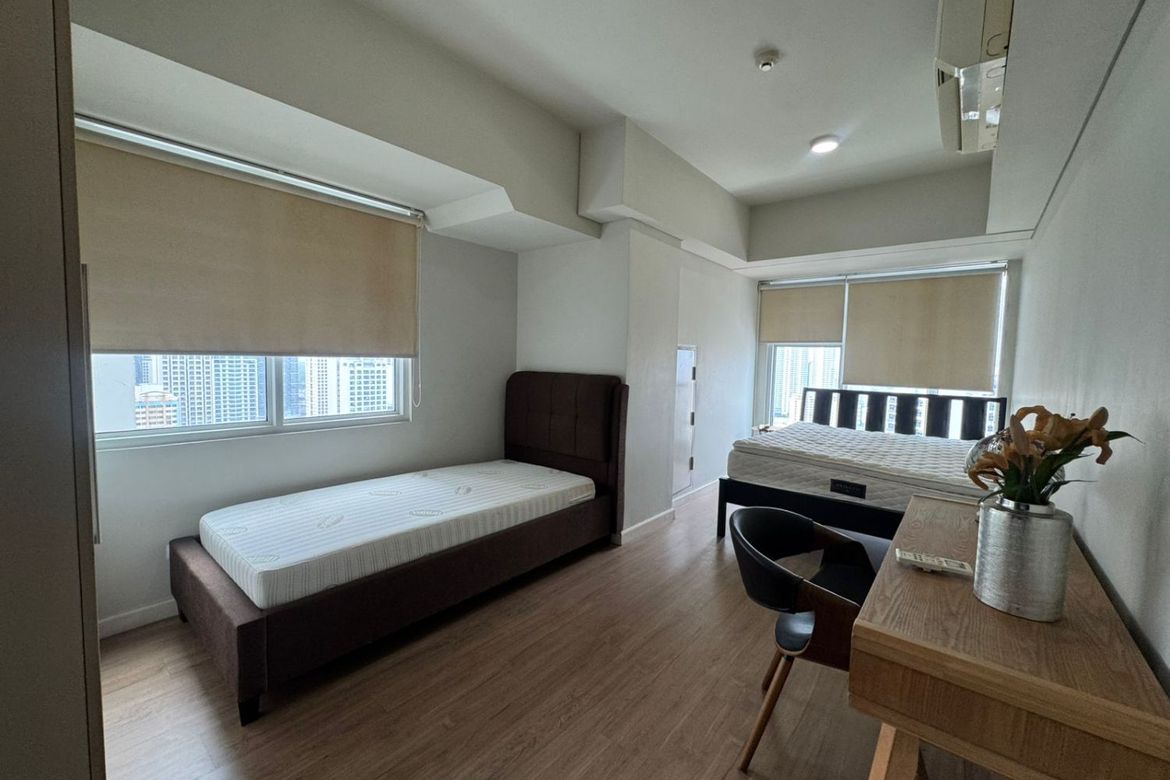2 Bedroom Condo for Sale in Kroma Tower, San Lorenzo, Makati City – photo 7