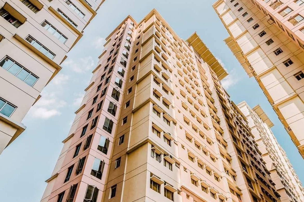 2 Bedroom Condo for Sale in Little Baguio Terraces, Ermitaño, San Juan, Metro Manila near LRT-2 J. Ruiz