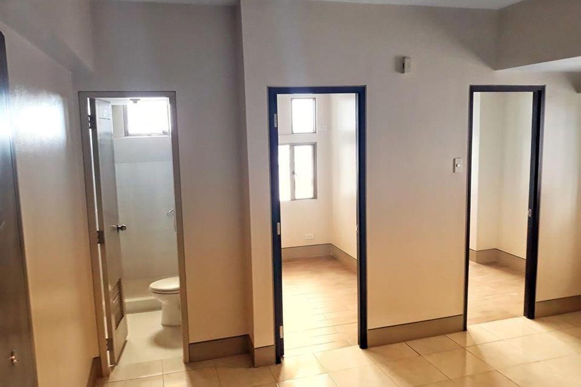 2 Bedroom Condo for Sale in Little Baguio Terraces, Ermitaño, San Juan, Metro Manila near LRT-2 J. Ruiz – photo 3