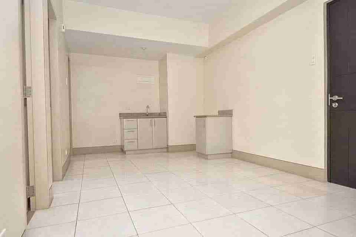 2 Bedroom Condo for Sale in Little Baguio Terraces, Ermitaño, San Juan, Metro Manila near LRT-2 J. Ruiz – photo 6