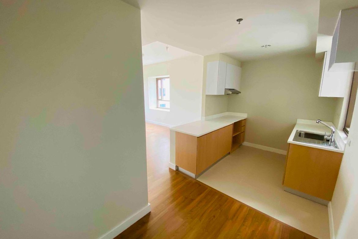 2 Bedroom Condo for Sale in Loyola Heights, Quezon City, Metro Manila near LRT-2 Katipunan – photo 3