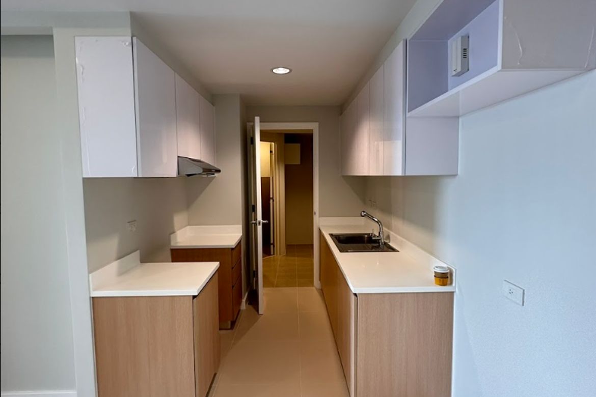 2 Bedroom Condo for Sale in Loyola Heights, Quezon City, Metro Manila near LRT-2 Katipunan – photo 7