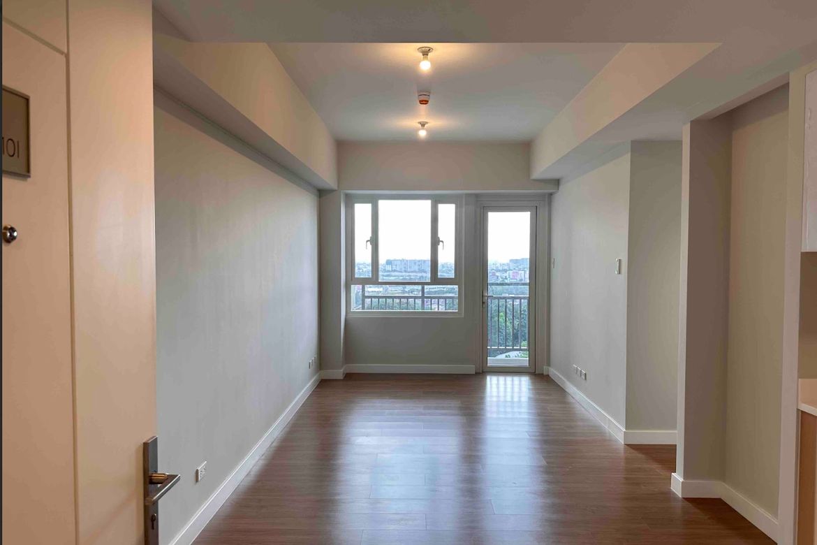 2 Bedroom Condo for Sale in Loyola Heights, Quezon City, Metro Manila near LRT-2 Katipunan – photo 8