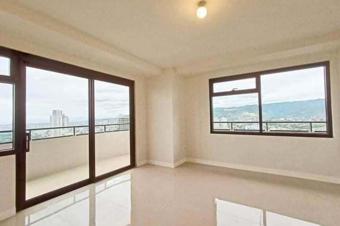 2 Bedroom Condo for Sale in Luz, Cebu City, Cebu – photo 5