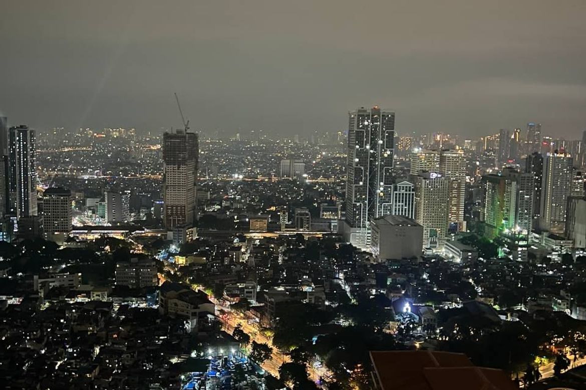 2 Bedroom Condo for Sale in Malate, Manila, Metro Manila near LRT-1 Vito Cruz