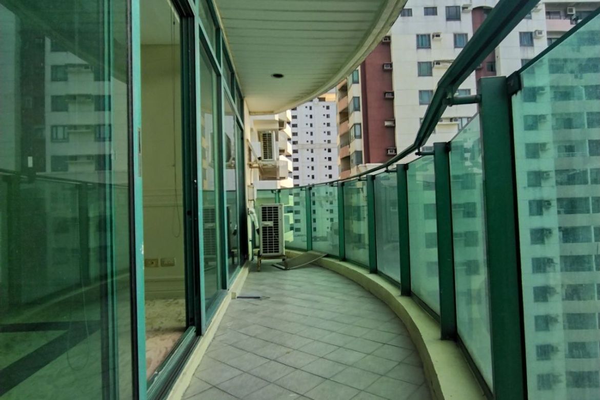 2 Bedroom Condo for Sale in Malate, Manila, Metro Manila near LRT-1 Vito Cruz – photo 7