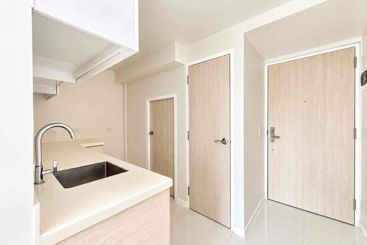 2 Bedroom Condo for Sale in Mandani Bay Suites, Tipolo, Mandaue, Cebu – photo 7