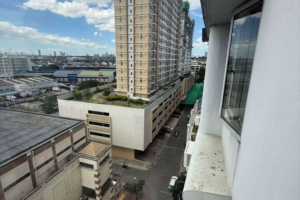 2 Bedroom Condo for Sale in Marquinton Residences, Santo Niño, Marikina, Metro Manila – photo 6