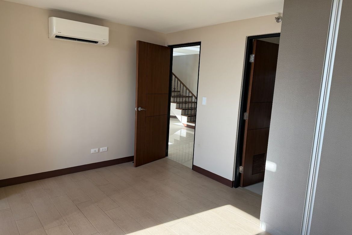 2 Bedroom Condo for Sale in McKinley Hill, Taguig, Metro Manila – photo 7
