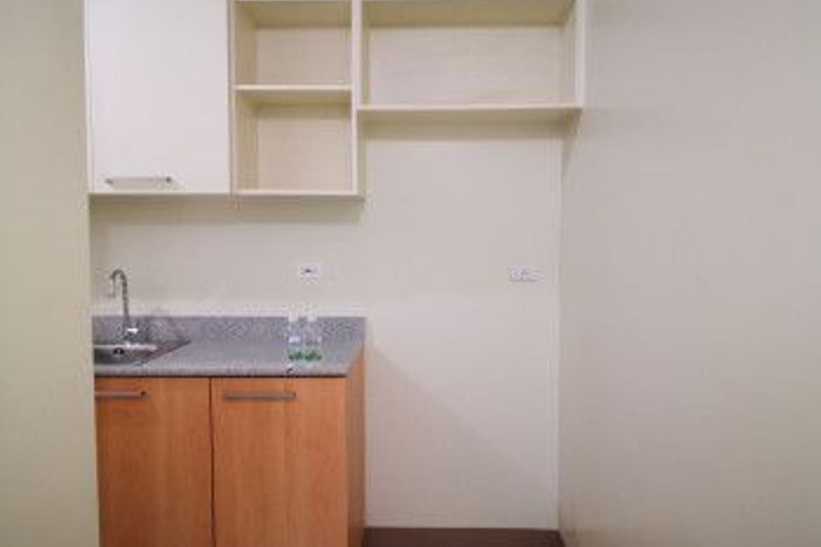 2 Bedroom Condo for Sale in Noble Place, Binondo, Manila, Metro Manila near LRT-1 Carriedo – photo 2