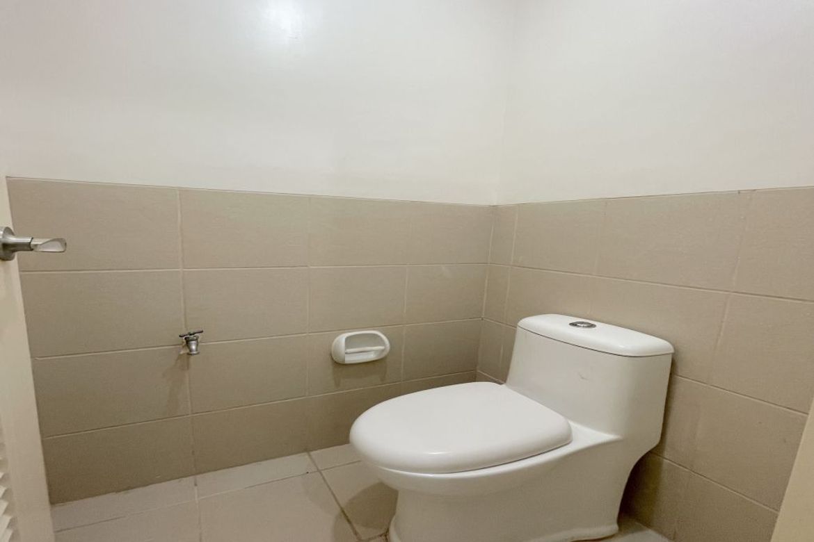 2 Bedroom Condo for Sale in Oak Harbor Residences, Don Bosco, Parañaque, Metro Manila – photo 5