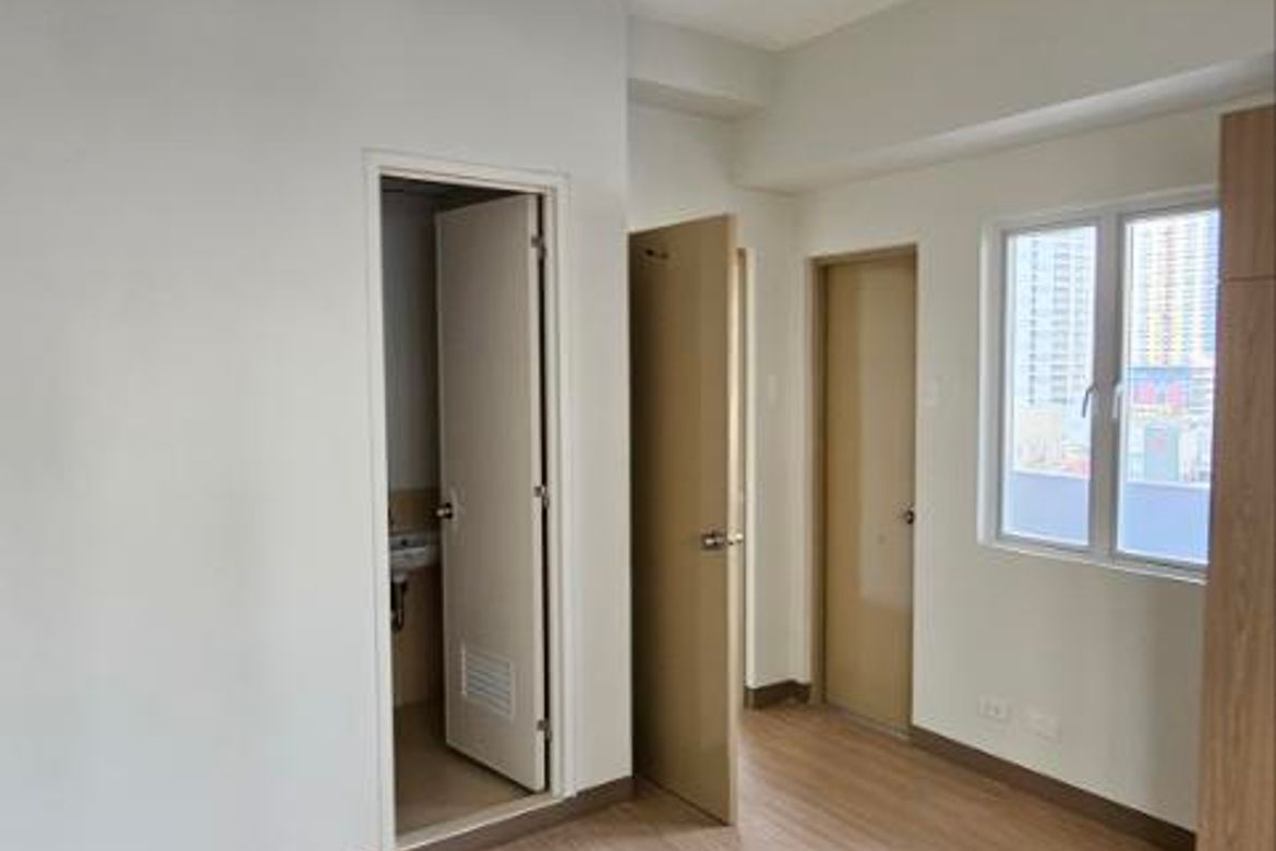 2 Bedroom Condo for Sale in One Hidalgo, Malate, Manila, Metro Manila near LRT-1 Pedro Gil