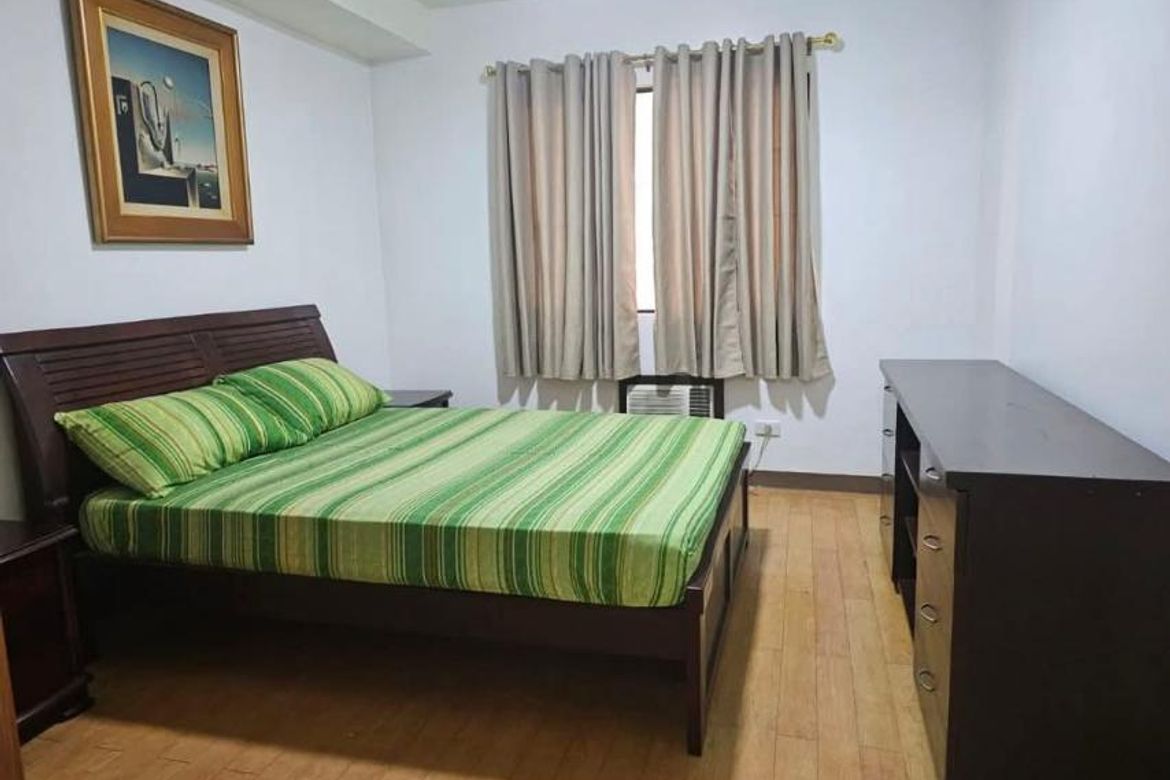 2 Bedroom Condo for Sale in One Orchard Road, Ramon Magsaysay, Quezon City, Metro Manila near LRT-1 Roosevelt – photo 2