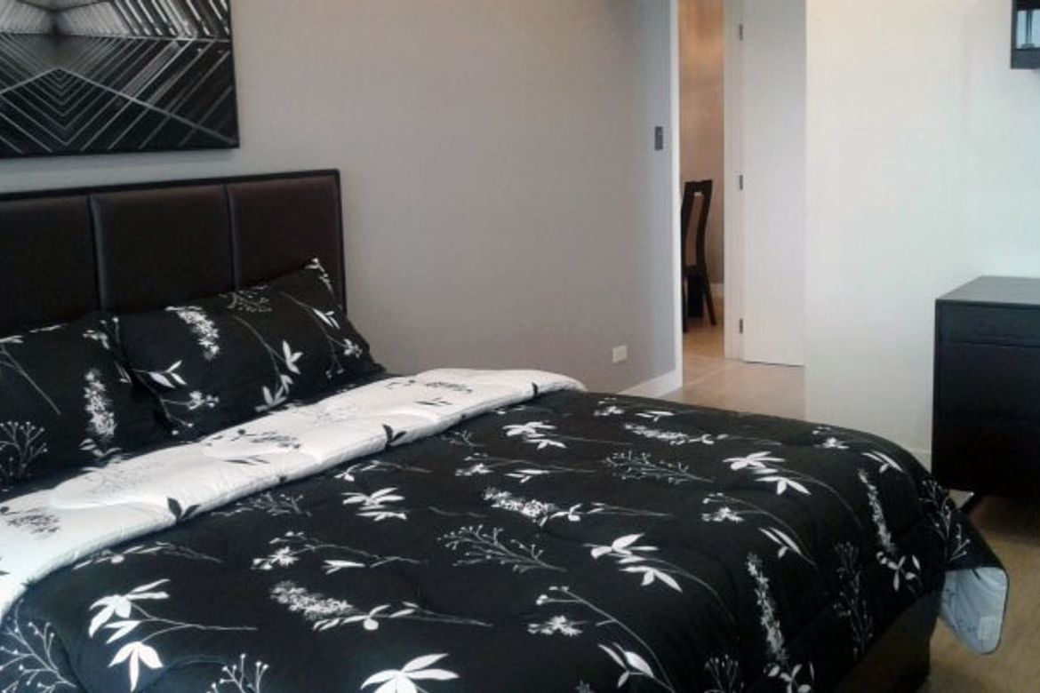 2 Bedroom Condo for Sale in One Shangri-La Place, Wack-Wack Greenhills, Mandaluyong, Metro Manila near MRT-3 Shaw Boulevard