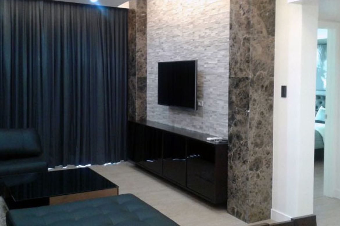 2 Bedroom Condo for Sale in One Shangri-La Place, Wack-Wack Greenhills, Mandaluyong, Metro Manila near MRT-3 Shaw Boulevard – photo 8