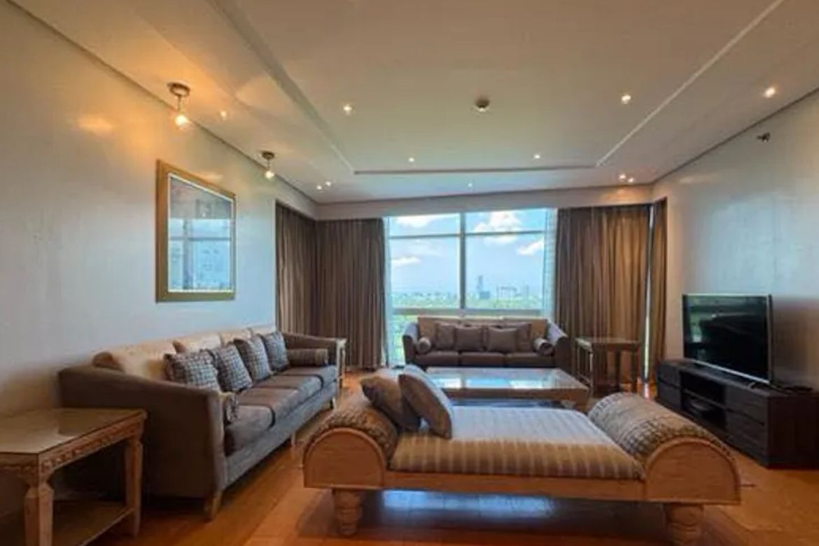 2 Bedroom Condo for Sale in One Shangri-La Place, Wack-Wack Greenhills, Mandaluyong, Metro Manila near MRT-3 Shaw Boulevard – photo 2