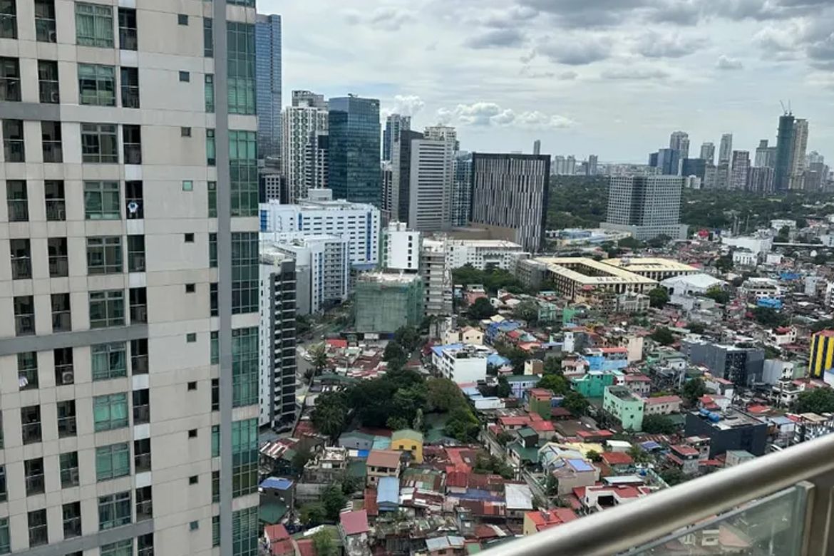 2 Bedroom Condo for Sale in One Shangri-La Place, Wack-Wack Greenhills, Mandaluyong, Metro Manila near MRT-3 Shaw Boulevard – photo 3