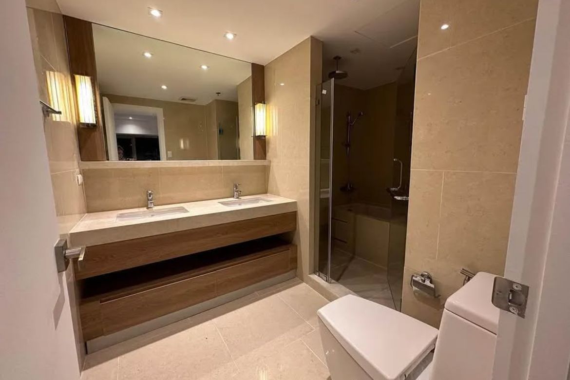 2 Bedroom Condo for Sale in One Shangri-La Place, Wack-Wack Greenhills, Mandaluyong, Metro Manila near MRT-3 Shaw Boulevard – photo 6