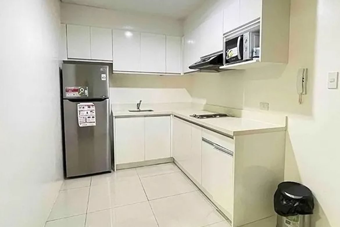2 Bedroom Condo for Sale in One Shangri-La Place, Wack-Wack Greenhills, Mandaluyong, Metro Manila near MRT-3 Shaw Boulevard – photo 3