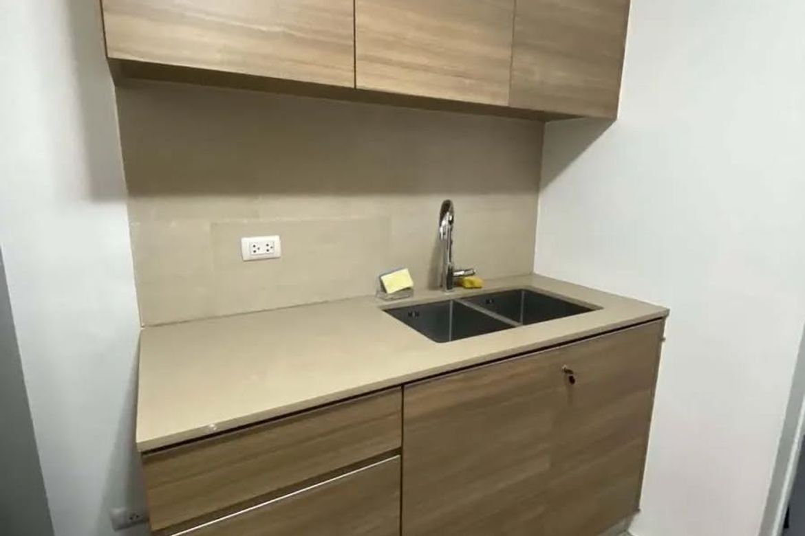 2 Bedroom Condo for Sale in One Shangri-La Place, Wack-Wack Greenhills, Mandaluyong, Metro Manila near MRT-3 Shaw Boulevard