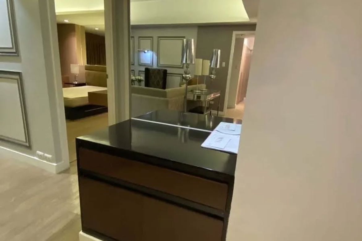 2 Bedroom Condo for Sale in One Shangri-La Place, Wack-Wack Greenhills, Mandaluyong, Metro Manila near MRT-3 Shaw Boulevard – photo 3