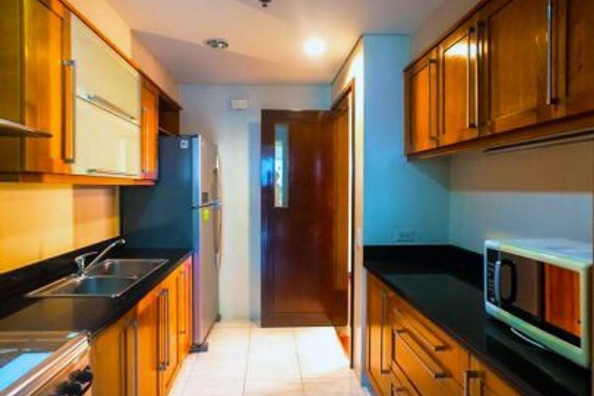 2 Bedroom Condo for Sale in One Shangri-La Place, Wack-Wack Greenhills, Mandaluyong, Metro Manila near MRT-3 Shaw Boulevard – photo 3