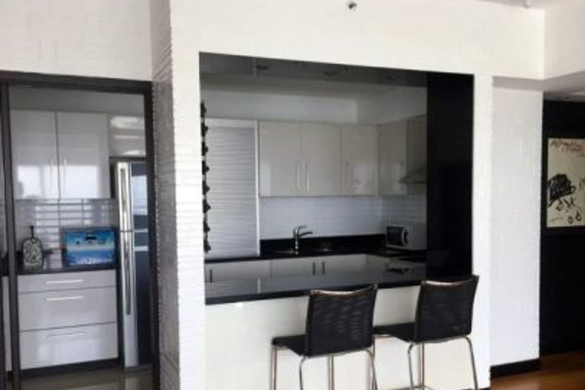 2 Bedroom Condo for Sale in One Shangri-La Place, Wack-Wack Greenhills, Mandaluyong, Metro Manila near MRT-3 Shaw Boulevard