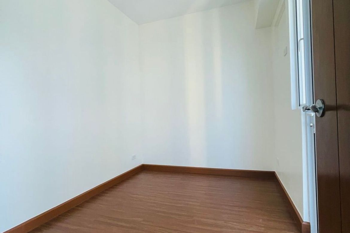2 Bedroom Condo for Sale in Palm Beach West, Barangay 76, Pasay, Metro Manila near LRT-1 Libertad – photo 2