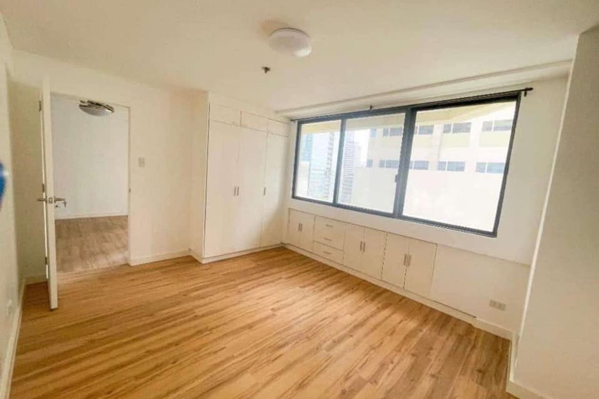 2 Bedroom Condo for Sale in Parc Royale, San Antonio, Pasig, Metro Manila near MRT-3 Ortigas – photo 4