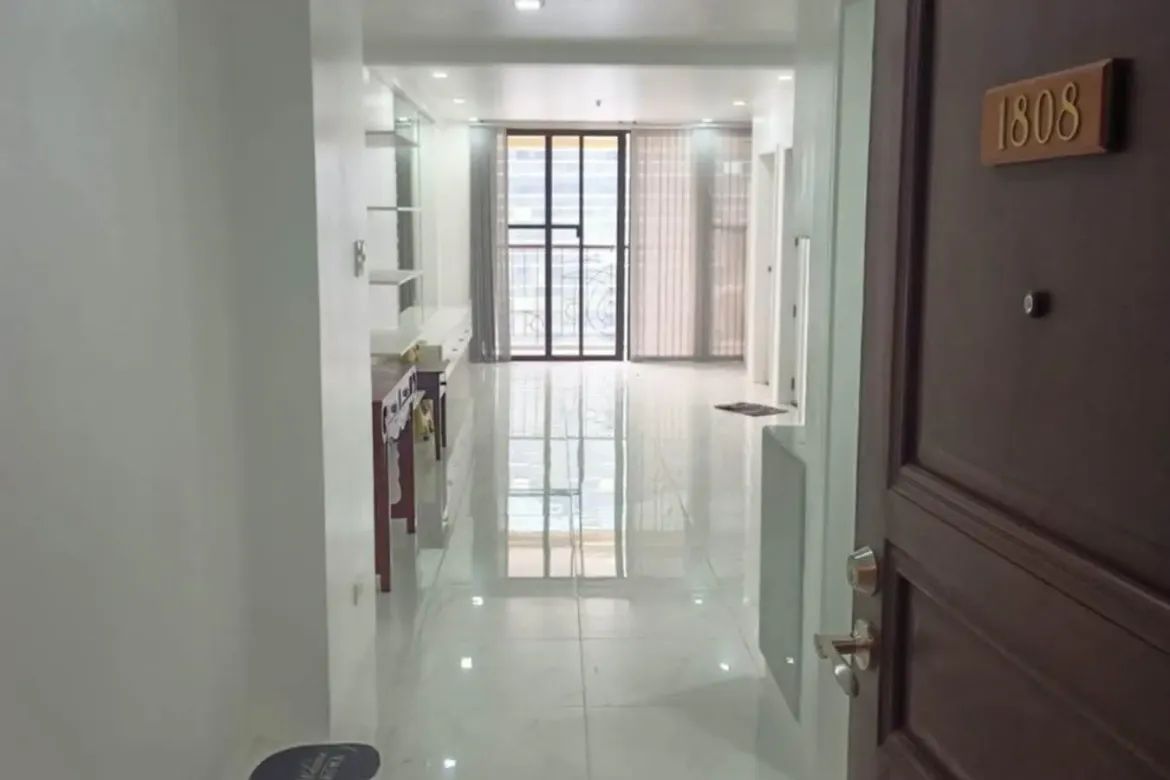 2 Bedroom Condo for Sale in Parc Royale, San Antonio, Pasig, Metro Manila near MRT-3 Ortigas – photo 2