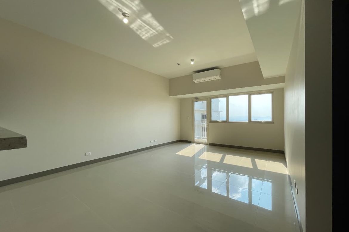2 Bedroom Condo for Sale in Park McKinley West, BGC, Taguig – photo 14