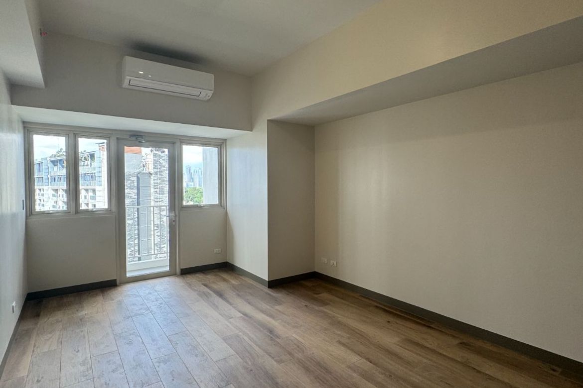 2 Bedroom Condo for Sale in Park McKinley West, BGC, Taguig – photo 6