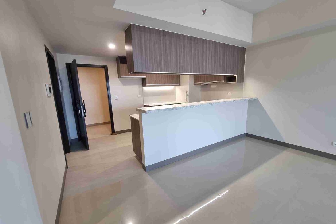 2 Bedroom Condo for Sale in Park McKinley West, BGC, Taguig