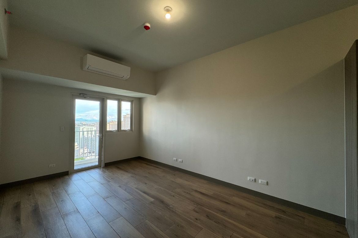 2 Bedroom Condo for Sale in Park McKinley West, BGC, Taguig – photo 10