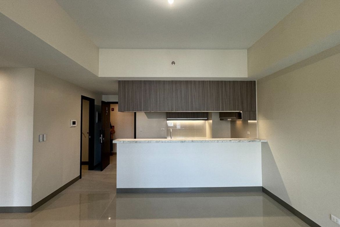 2 Bedroom Condo for Sale in Park McKinley West, BGC, Taguig – photo 4