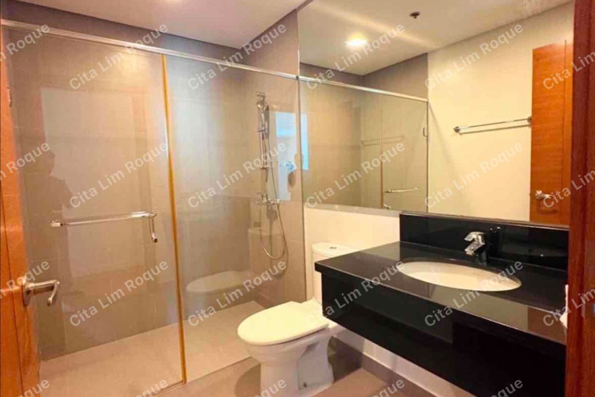 2 Bedroom Condo for Sale in Park Terraces, San Lorenzo, Makati City near MRT-3 Ayala – photo 14