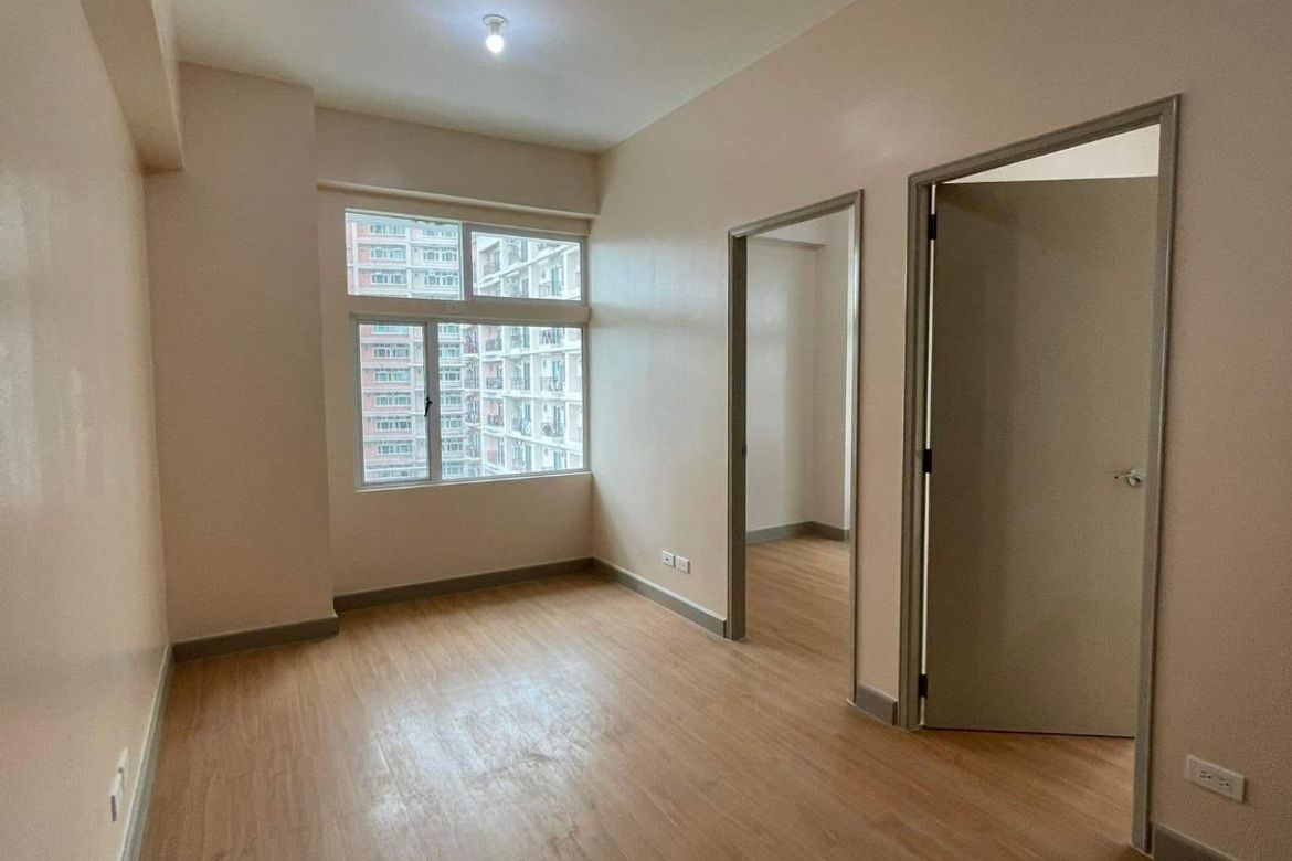 2 Bedroom Condo for Sale in Peninsula Garden Midtown Homes, Paco, Manila, Metro Manila – photo 2