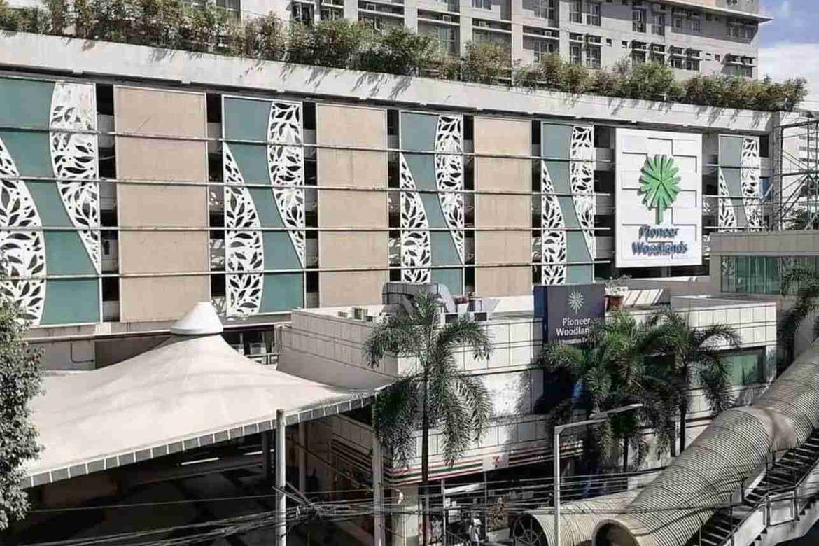 2 Bedroom Condo for Sale in Pioneer Woodlands, Barangka Ilaya, Mandaluyong, Metro Manila near MRT-3 Boni – photo 5