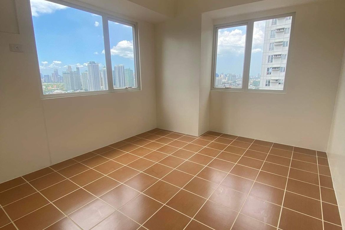 2 Bedroom Condo for Sale in Pioneer Woodlands, Barangka Ilaya, Mandaluyong, Metro Manila near MRT-3 Boni – photo 7