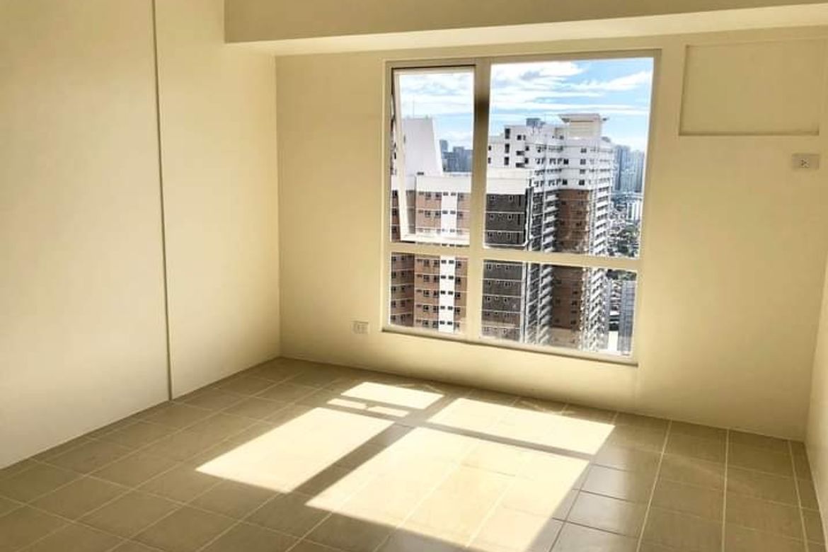 2 Bedroom Condo for Sale in Pioneer Woodlands, Barangka Ilaya, Mandaluyong, Metro Manila near MRT-3 Boni – photo 3