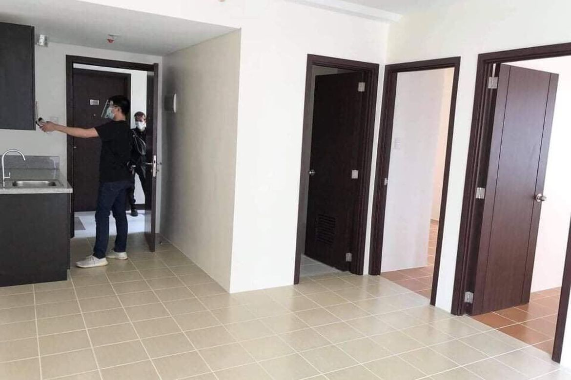 2 Bedroom Condo for Sale in Pioneer Woodlands, Barangka Ilaya, Mandaluyong, Metro Manila near MRT-3 Boni – photo 2